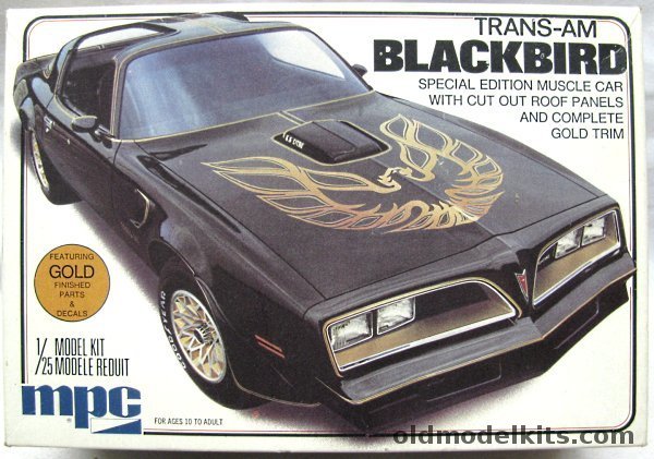 MPC 1/25 Pontiac Trans-Am Blackbird - Special Edition with 'Cut Out' Roof Panels and Plated Gold Trim, 1-0777 plastic model kit